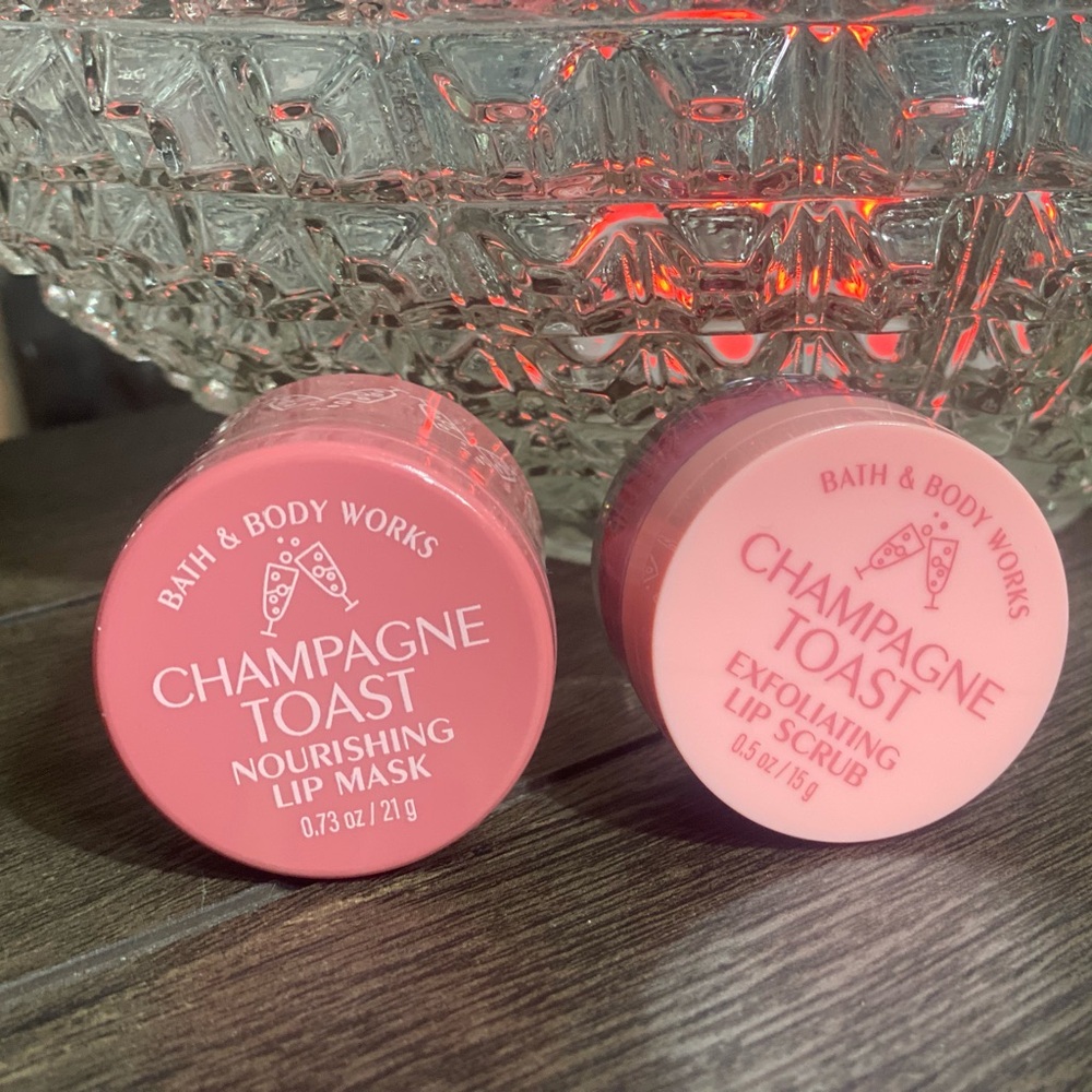 Champagne Toast Nourishing Lip Mask & Exfoliating Lip Scrub Bath & Body…